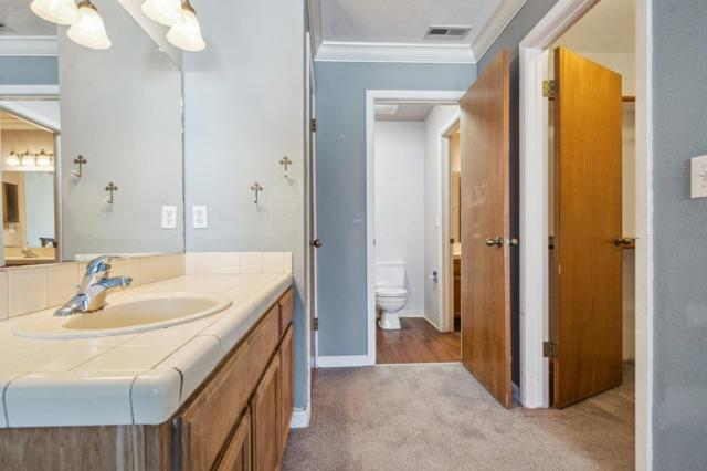 19216 Center Street, Castro Valley CA: https://media.crmls.org/mediaz/24d8f7e4-5e50-475d-9b28-7f32811be8eb.jpg
