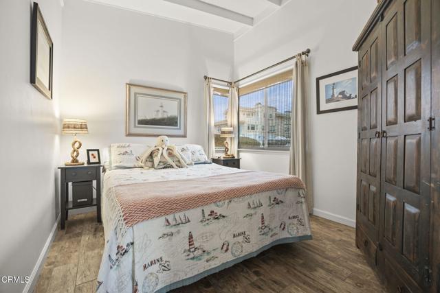 3500 Ocean Drive, Oxnard CA: https://media.crmls.org/mediaz/24d94ca2-1af5-4040-a8d1-790d4300ed55.jpg