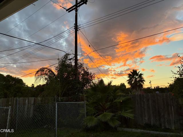 Detail Gallery Image 12 of 25 For 75 Maxine Ave, Oak View,  CA 93022 - 4 Beds | 2 Baths