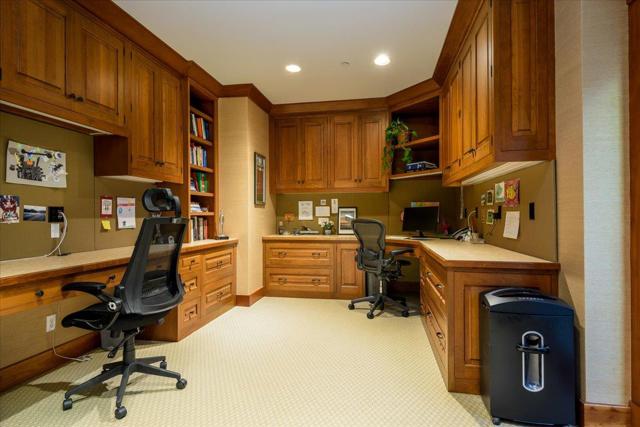 45 Bear Gulch Drive, Portola Valley CA: https://media.crmls.org/mediaz/24db5e51-4809-48d5-a926-046dc787a3fb.jpg