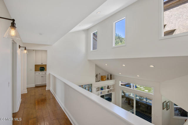 1732 Crooked Trail Place, Westlake Village CA: https://media.crmls.org/mediaz/24dbe5e7-db4e-4666-b79b-0cf696d413af.jpg