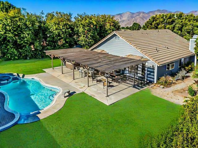 3773 English Drive, Hemet CA: https://media.crmls.org/mediaz/24dc4823-cb27-43b1-af65-cef4c6d2a477.jpg