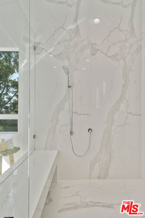 7209 Sunnydip Trail, Los Angeles CA: https://media.crmls.org/mediaz/24dc6dbd-407f-404f-95cc-6aaf26bb3ced.jpg