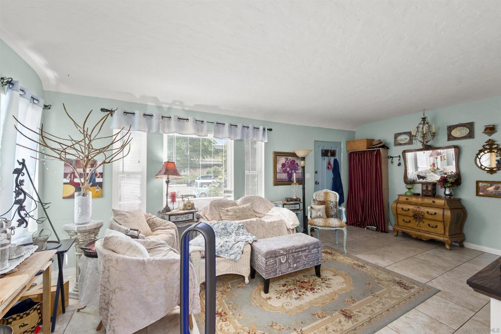 MLS #250032533SD image #42