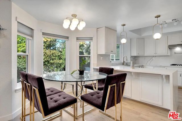 7939 W 80th Street, Playa del Rey CA: https://media.crmls.org/mediaz/24ddb221-ecf6-4951-a269-172edf7d3a24.jpg