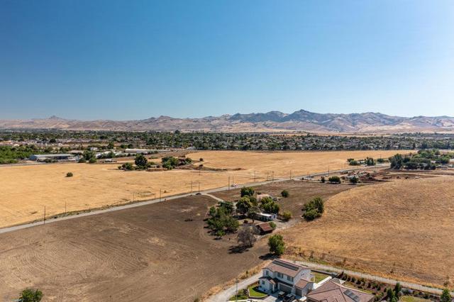 120 Enterprise Road, Hollister, California 95023, ,Multi-Family,For Sale,Enterprise,ML81898380