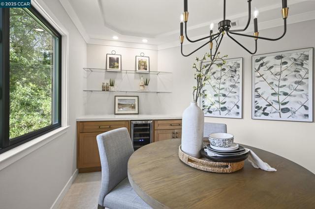 600 Terra California Dr, Walnut Creek CA: https://media.crmls.org/mediaz/24dedb4e-1e60-455f-aa1e-56c795492500.jpg