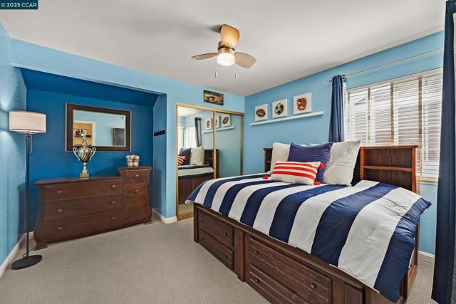 60 Rainbow Cir, Danville CA: https://media.crmls.org/mediaz/24e0323e-2757-47f4-be3c-7f4af63b613c.jpg
