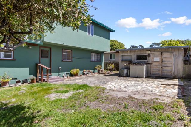 799 Lottie Street, Monterey CA: https://media.crmls.org/mediaz/24e0f177-c8b7-42b2-b4c3-5dcb4d3a8d92.jpg