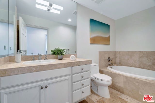 6412 Lunita Road, Malibu CA: https://media.crmls.org/mediaz/24e16a2b-4e10-41f6-9f33-aad40c160d1c.jpg
