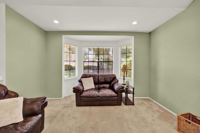 2010 Palsero Ave, Escondido CA: https://media.crmls.org/mediaz/24e19c98-9181-4d16-acf0-4a534323408b.jpg