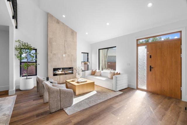 288 Clearpark Circle, San Jose CA: https://media.crmls.org/mediaz/24e35efd-d268-4acc-95a5-eb288ced69e4.jpg