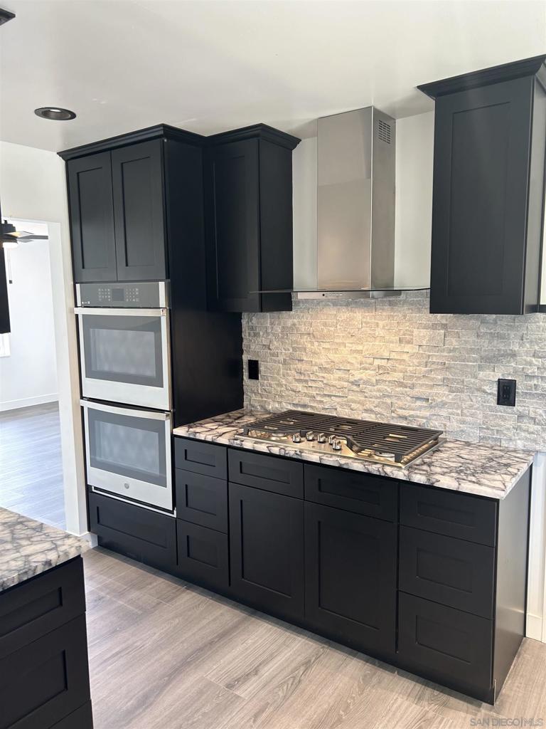 MLS #250035389SD image #16