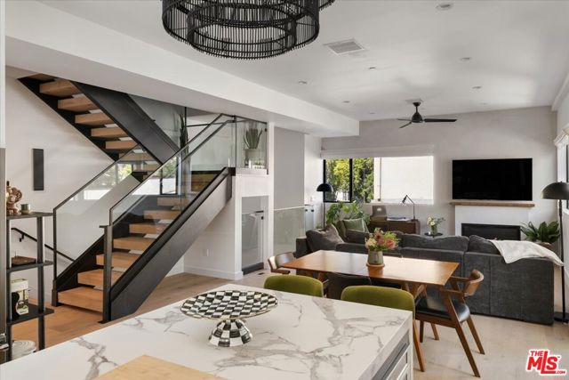 3225 Rowena Avenue, Los Angeles CA: https://media.crmls.org/mediaz/24e66bb9-be69-4b90-91f7-33aab7b20b74.jpg