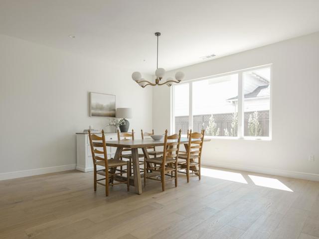 362 Topaz Street, Redwood City CA: https://media.crmls.org/mediaz/24e74a45-8456-4e93-8aa8-167f3b040c5f.jpg