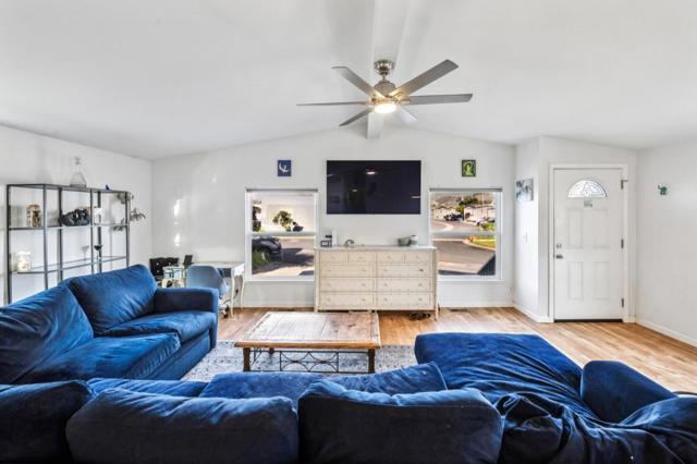 146 Culebra Lane, Moss Beach CA: https://media.crmls.org/mediaz/24e75fc5-826b-46b3-9f34-dc2d88a6befb.jpg