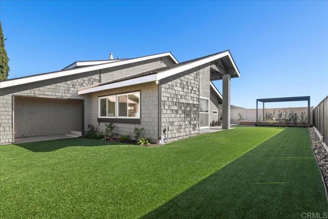 Detail Gallery Image 33 of 38 For 7310 Esfera St, Carlsbad,  CA 92009 - 4 Beds | 3 Baths