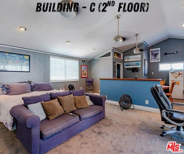 5706 Pioneer Boulevard, Whittier CA: https://media.crmls.org/mediaz/24e7b499-2d8c-42fb-a066-26357f763c37.jpg