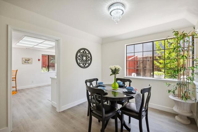 290 Bridgeside Circle, Danville CA: https://media.crmls.org/mediaz/24ea67e6-f552-4e8a-a54f-f98079099588.jpg