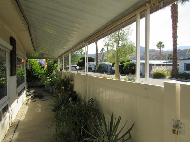 191 Figuaro Drive, Palm Springs CA: https://media.crmls.org/mediaz/24ea8486-ef2b-47aa-aaff-3a1798d4f5eb.jpg