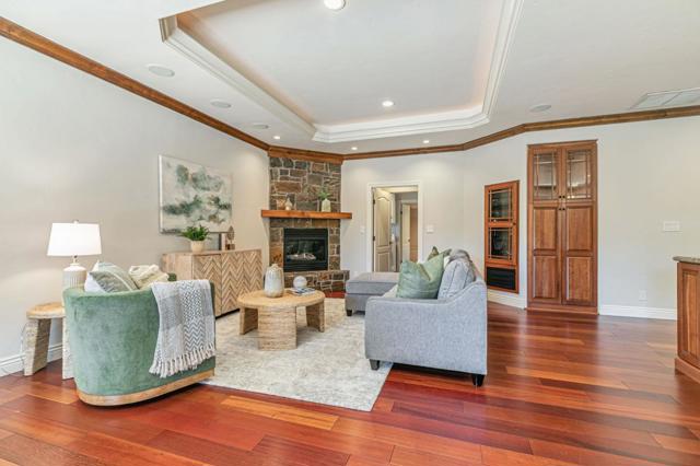 1712 Husted Avenue, San Jose CA: https://media.crmls.org/mediaz/24eaa8e1-52f7-4eb8-b427-65588af3716c.jpg