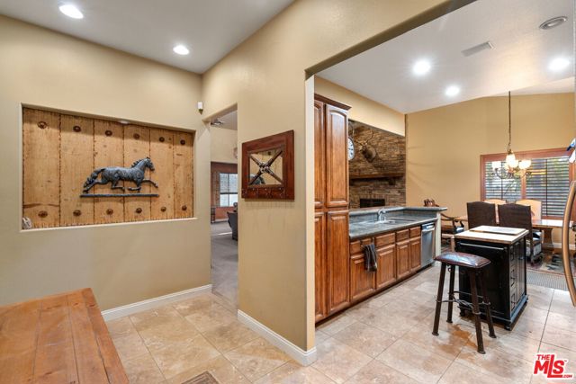 805 N Sanderson Avenue, San Jacinto CA: https://media.crmls.org/mediaz/24ebeaad-e2a3-47fa-ad96-58a09e05f739.jpg