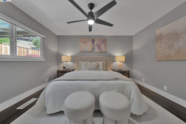 635 Janice Ave, Hayward CA: https://media.crmls.org/mediaz/24ec03f6-4240-4fe7-b4c2-557668856b06.jpg