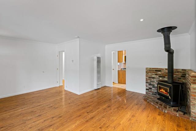 17785 Casa Lane, Morgan Hill CA: https://media.crmls.org/mediaz/24eebc69-493e-4292-bf94-79eea9e68cf9.jpg