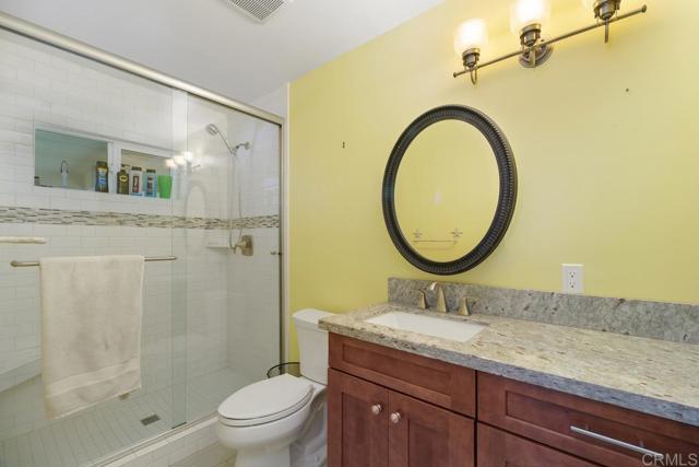 39255 De Luz Rd, Fallbrook CA: https://media.crmls.org/mediaz/24f02424-d326-48c8-bbcc-4b804111a788.jpg