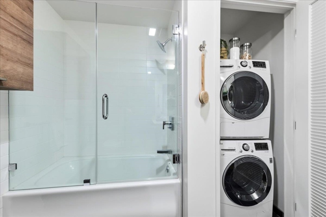 Image 21 of 39 For 1075 Market Street  208