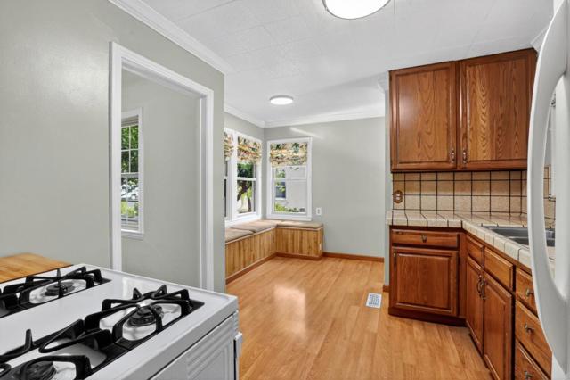 77 Sunnyslope Avenue, San Jose CA: https://media.crmls.org/mediaz/24f10933-a04d-4074-8274-b04ffc543d3f.jpg