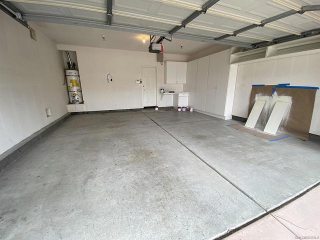 6464 Terraza Portico, Carlsbad CA: https://media.crmls.org/mediaz/24f38ffe-6447-41cb-b8ef-86d09453d3e9.jpg