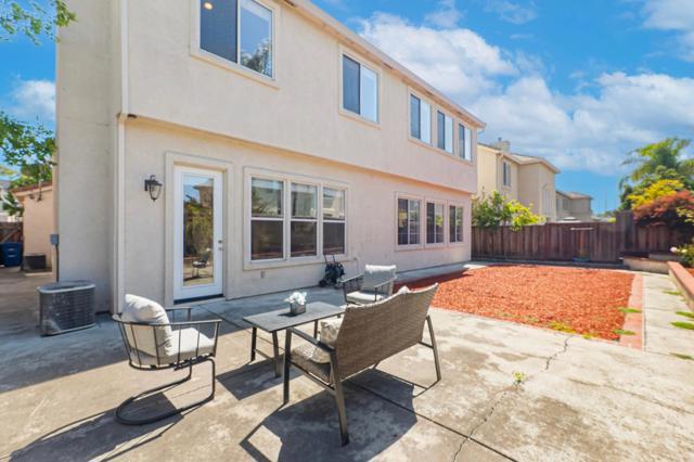 336 Arrowhead Way, Hayward CA: https://media.crmls.org/mediaz/24f427ef-7b5d-424e-a98f-37f455674b20.jpg