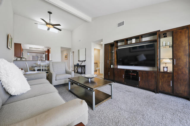 76790 Chrysanthemum Way, Palm Desert CA: https://media.crmls.org/mediaz/24f482c3-bf8b-4a62-8431-ea43c990b663.jpg