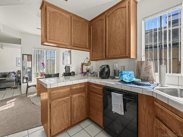 974 Sapphire Street, San Diego CA: https://media.crmls.org/mediaz/24f4b2e0-5ee7-48d9-862b-ab4d454afeb8.jpg