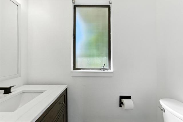 25 Bud Court, Pleasant Hill CA: https://media.crmls.org/mediaz/24f4bae8-3b9b-4800-9baf-ff1ee3eb9c35.jpg
