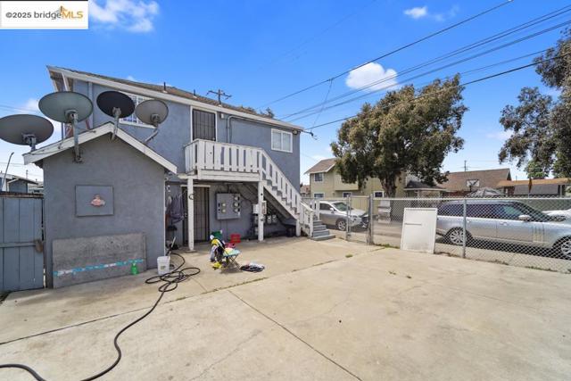 203 Bissell Ave, Richmond CA: https://media.crmls.org/mediaz/24f583d7-552a-4738-8638-f7c1ef1f8705.jpg