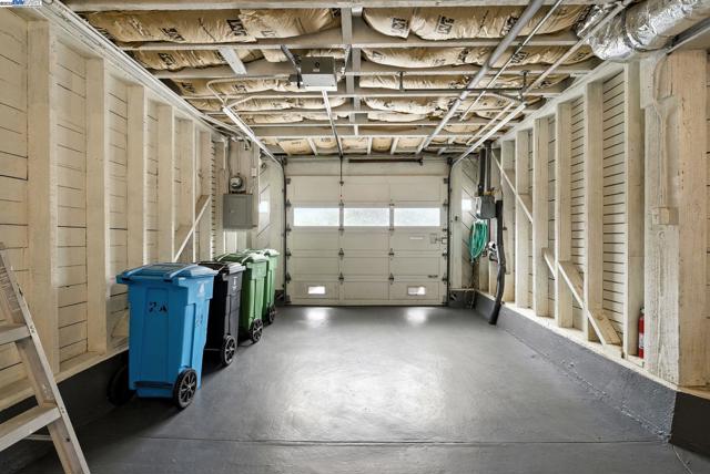 24 Riverton Dr, San Francisco CA: https://media.crmls.org/mediaz/24f69572-9dcb-4b4b-aeb4-40c37cc9e36f.jpg