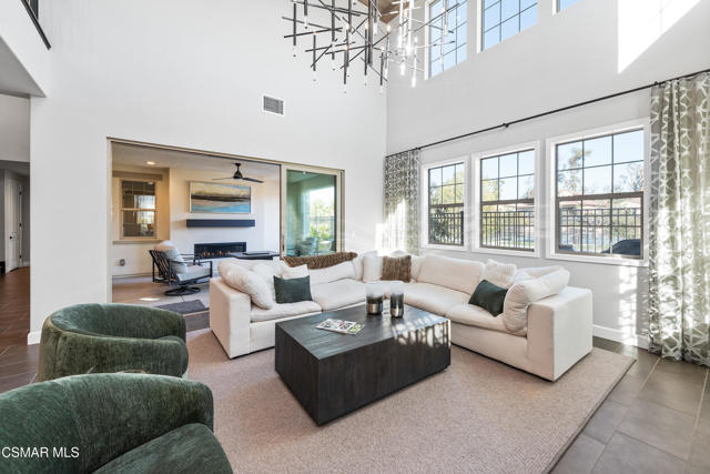 2492 Rondell Road, Camarillo CA: https://media.crmls.org/mediaz/24f78855-d101-4d2d-8e25-6fb99c9b0b44.jpg