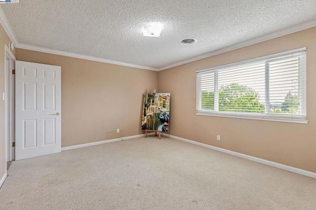 591 Vili Way, Pleasant Hill CA: https://media.crmls.org/mediaz/24f870e2-2ff6-46fd-9dd2-57bdc19d61ad.jpg