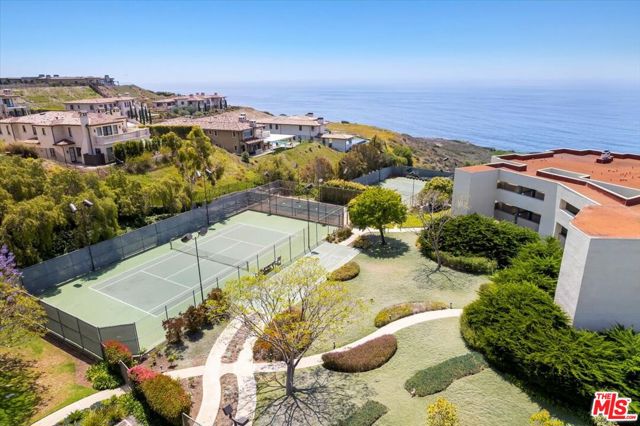 3200 LA ROTONDA Drive, Rancho Palos Verdes, California 90275, 2 Bedrooms Bedrooms, ,2 BathroomsBathrooms,Residential,Sold,LA ROTONDA,22151235