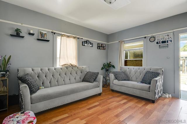 3119 Market St, San Diego CA: https://media.crmls.org/mediaz/24f95ea2-66a8-49c4-977f-c81ca5bed3bc.jpg
