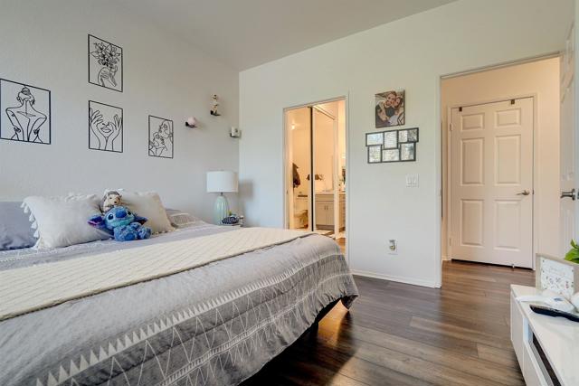 10908 Sabre Hill Drive, San Diego CA: https://media.crmls.org/mediaz/24f9c67a-5bac-4c9a-8f70-0062c79fa43e.jpg