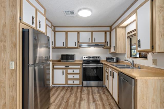 Detail Gallery Image 10 of 49 For 3535 Linda Vista Dr #328,  San Marcos,  CA 92078 - 2 Beds | 2 Baths