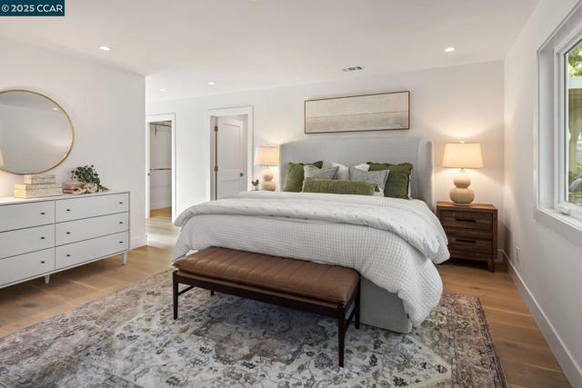 706 St Marys Road, Lafayette CA: https://media.crmls.org/mediaz/24f9f522-8515-480e-bdaf-459b9d8a0db8.jpg