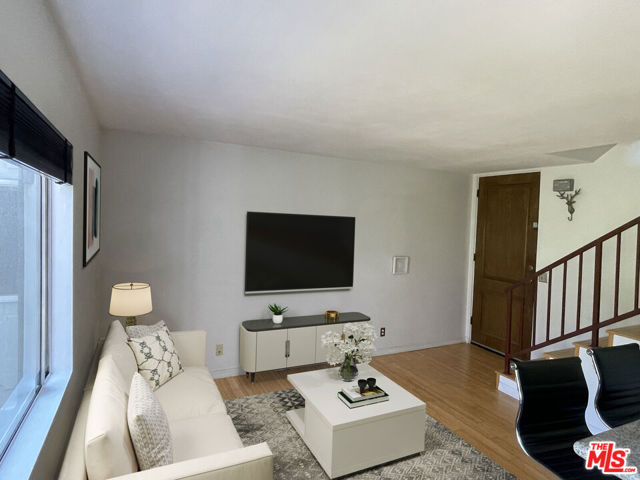 5870 Green Valley Circle, Culver City, California 90230, 1 Bedroom Bedrooms, ,1 BathroomBathrooms,Condominium,For Sale,Green Valley,24427099