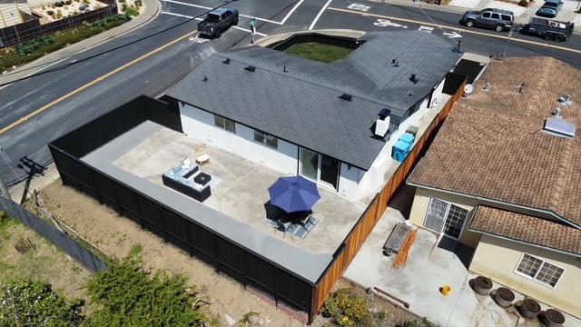 1104 Fassler Avenue, Pacifica CA: https://media.crmls.org/mediaz/24fbade4-8c67-457f-89c9-3e5c672e7627.jpg