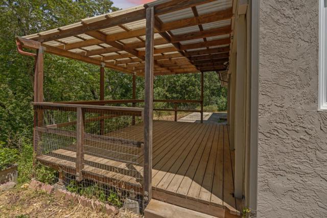 24895 Skyland Road, Los Gatos CA: https://media.crmls.org/mediaz/24fc4368-683f-492d-b273-555911a64db1.jpg