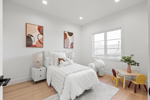 560 El Camino Real, San Carlos CA: https://media.crmls.org/mediaz/24fc6967-a0fe-4acf-a985-1a1acc08ee29.jpg
