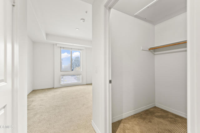 Detail Gallery Image 11 of 23 For 931 E Walnut St #202,  Pasadena,  CA 91106 - 1 Beds | 1/1 Baths